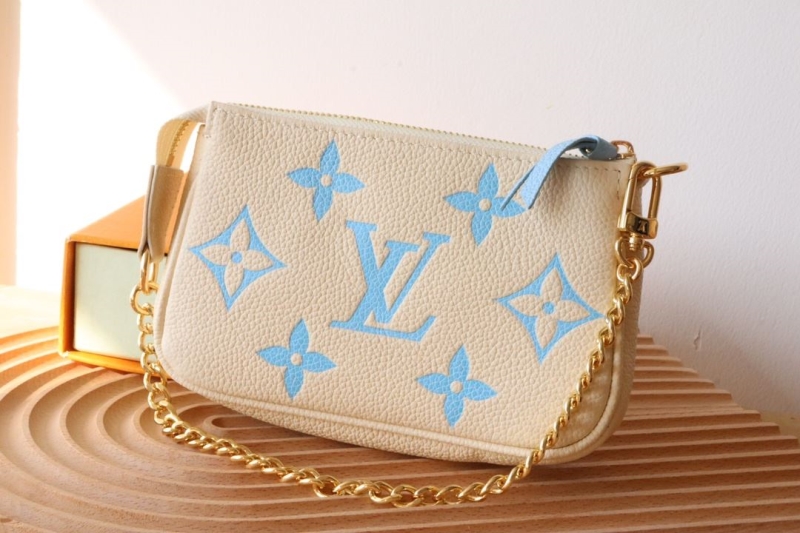 LV Clutch Bags